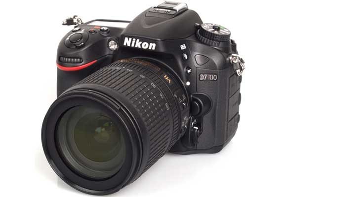 Nikon D7100 DSLR Camera