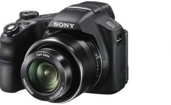 Sony Cyber-shot DSC-HX200V Digital Camera