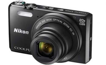 Nikon COOLPIX S7000 Digital Camera