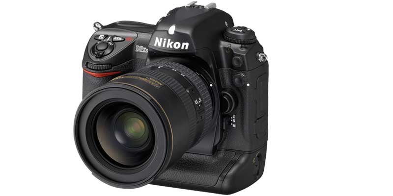 Nikon D2Xs DSLR Camera